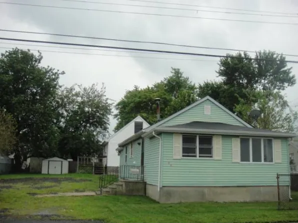 700-700A Brook Ave, Union Beach, NJ 07735