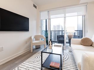 223 Redpath Ave #807, Toronto, ON M4P 2K8