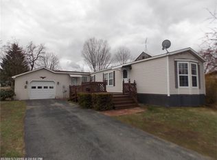22 Houghton St, Madison, ME 04950