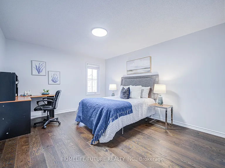 342 Laundon Ter — Photo 35