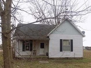 78 Hanley St, Plainville, IN 47568