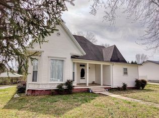 115 Walnut Ave E, Mc Kenzie, TN 38201