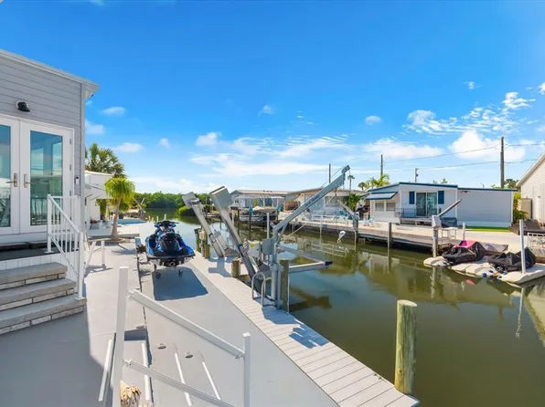 6922 E BAYOU LANE, BRADENTON, FL 34207