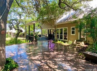134 River Trl, Castroville, TX 78009