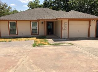 312 W Young St, Howe, TX 75459