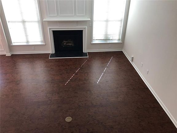 4th image of 245 Regent Sq #245