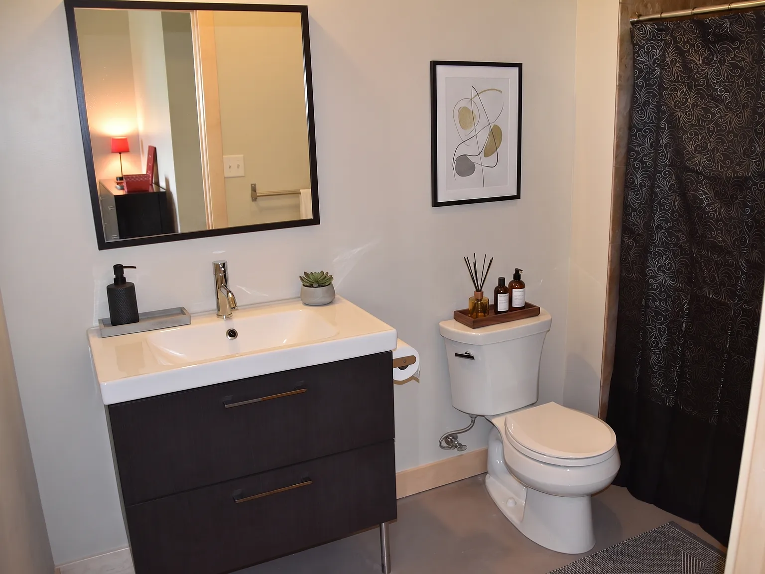 501 Brady New — Photo 2