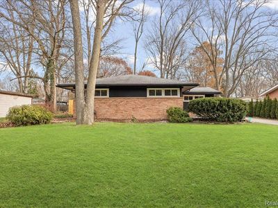 29856 Chelmsford Rd, Southfield, MI, 48076