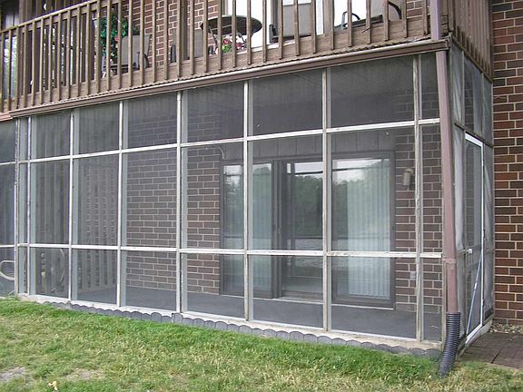 5th image of 630 Briarstone Dr APT 5