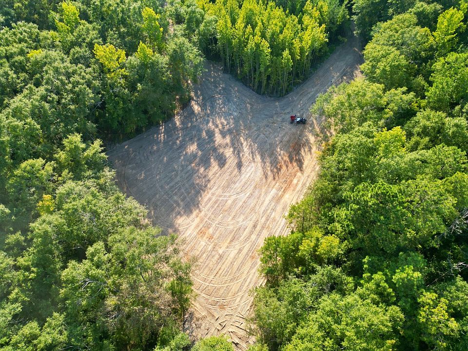 1st image of 1 Gardner Bassett Rd #1