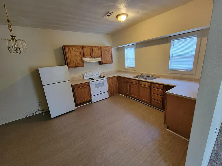 1520 Prentis Ave #4 — Photo 2