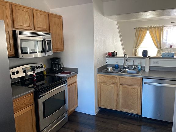 5 Kitchen- IMG_6058_12272021