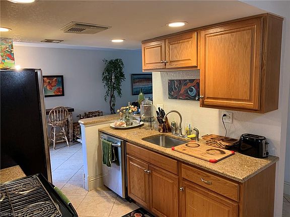 3rd image of 2366 E Mall Dr APT 201