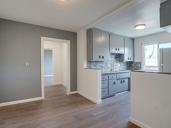 3rd image of 4024 Ursula Ave #15