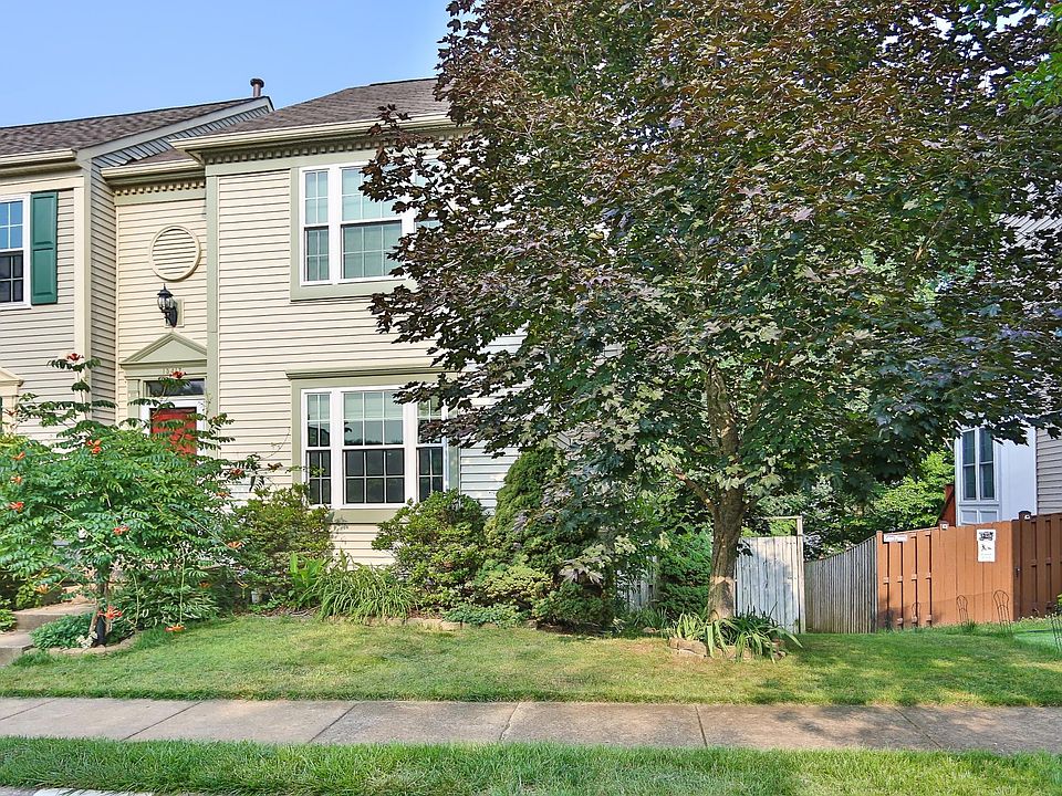 1st image of 15417 Windsong Ln