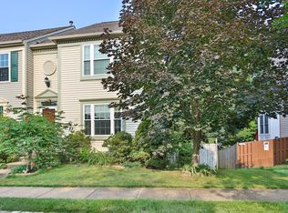 15417 Windsong Ln, Dumfries, VA 22025