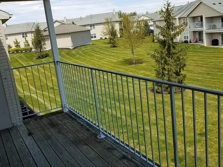 106 Oriole Ct — Photo 1
