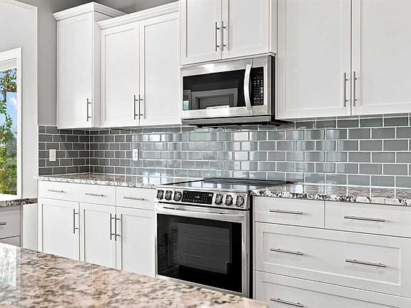 4th image of 16 E Crystal Shores Pl