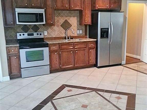 5th image of 1515 Scarborough Ln Unit A