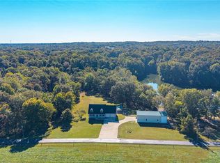 84 Callow Ln, Scott City, MO 63780