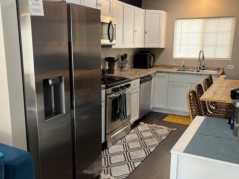 810 N Summit Ave — Photo 8
