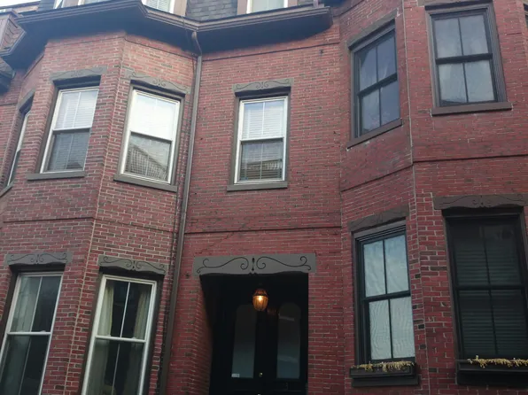 3 Lawnwood Pl #1, Boston, MA 02129