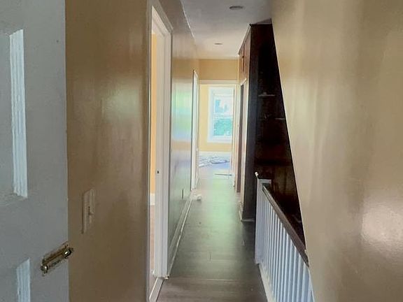 4th image of 1509 W State St