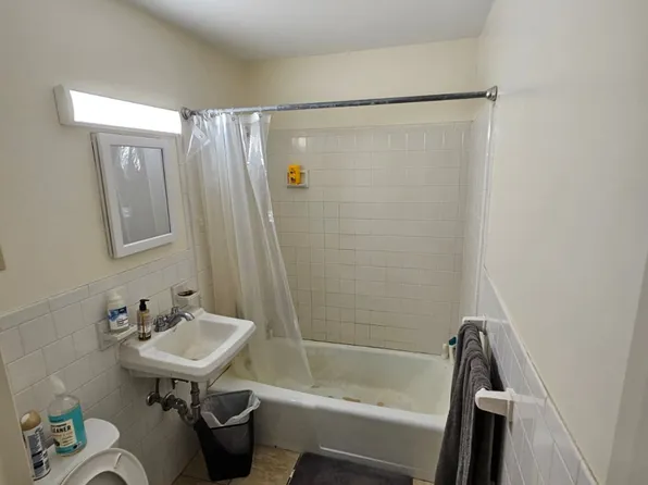 115 Clifton St #10, Cambridge, MA 02140