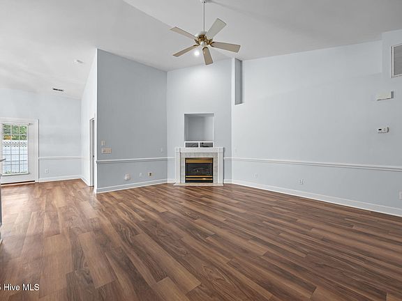 5th image of 2114 Yorkshire Drive