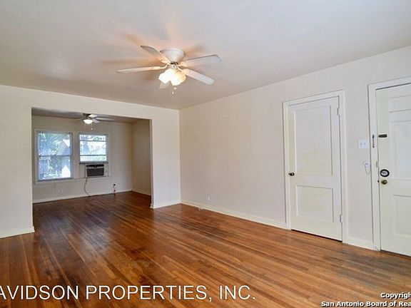 5th image of 461 Bryn Mawr Dr