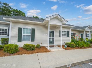 424 Moss Creek Ln, Brunswick, GA 31520