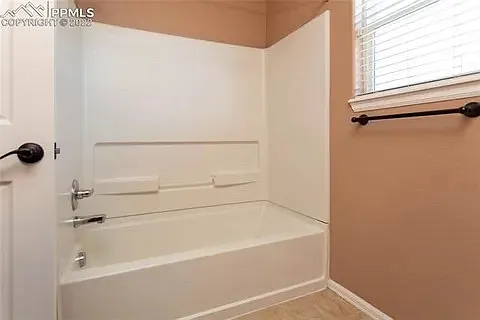 7963 Smokewood Dr — Photo 20