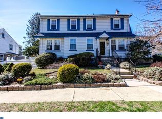 556 Broadview Rd, Upper Darby, PA 19082
