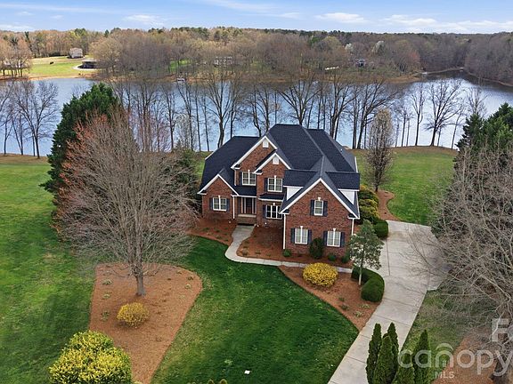 2nd image of 1132 Village Lake Dr