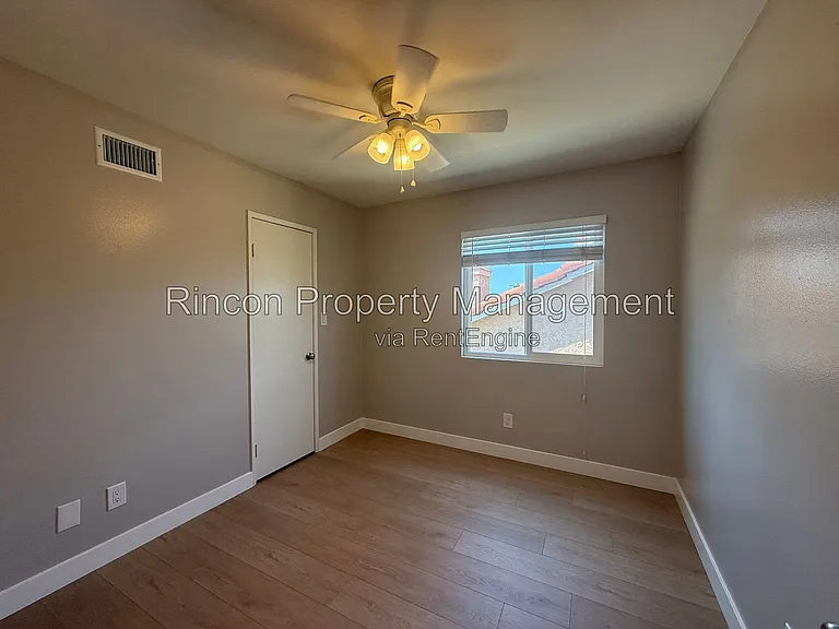 13106 Knotty Pine St — Photo 30