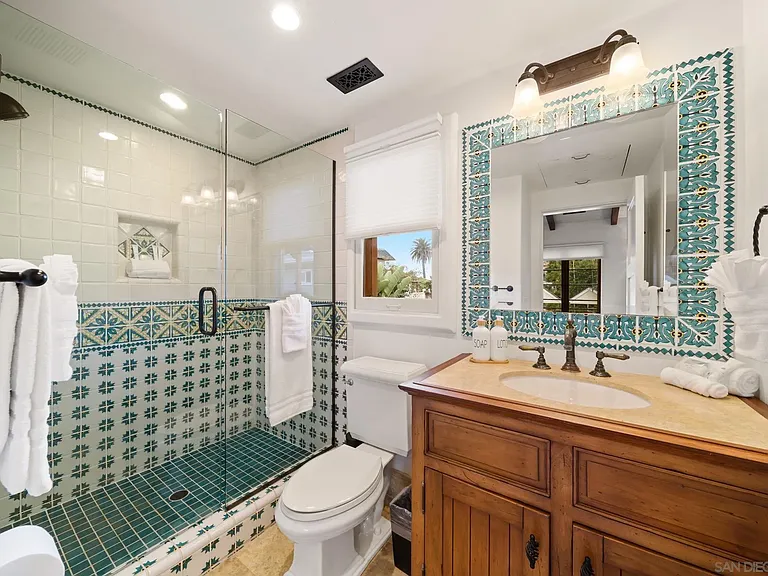 7344 Olivetas Ave — Photo 16