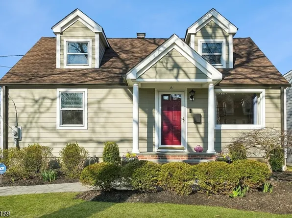 8 Edison Dr, Summit City, NJ 07901