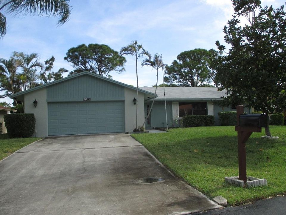 1st image of 745 NW 24th Ave