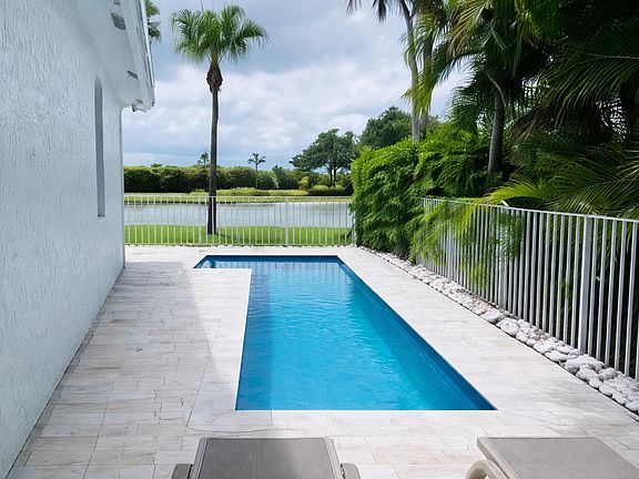 2nd image of 5411 NW 42nd Avenue