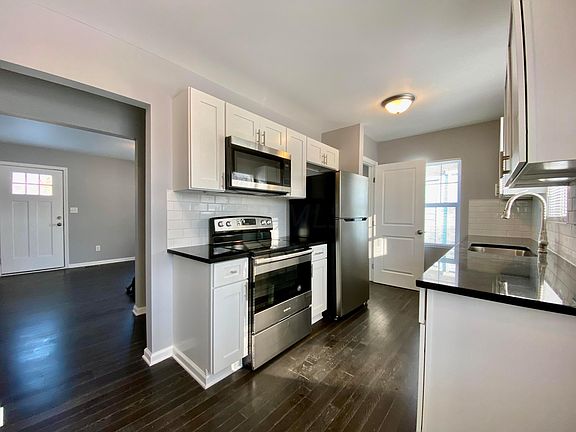 4th image of 569 E Beechwold Blvd