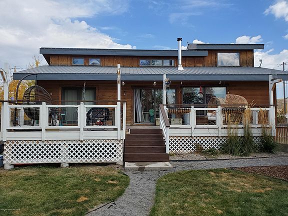 3rd image of 6266 Jorgensen St