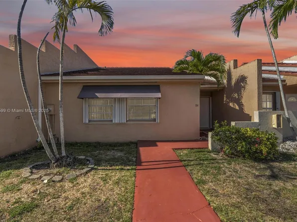 10375 SW 154th Circle Ct APT 84, Miami, FL 33196