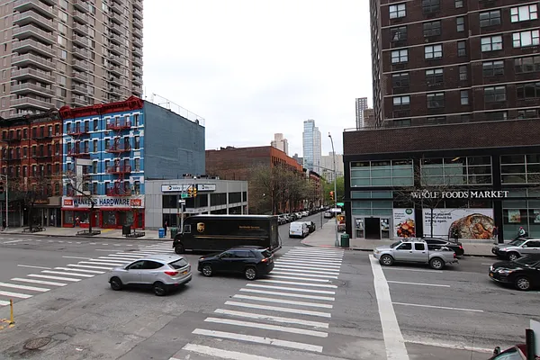 Rented by Halstead Real Estate | media 7