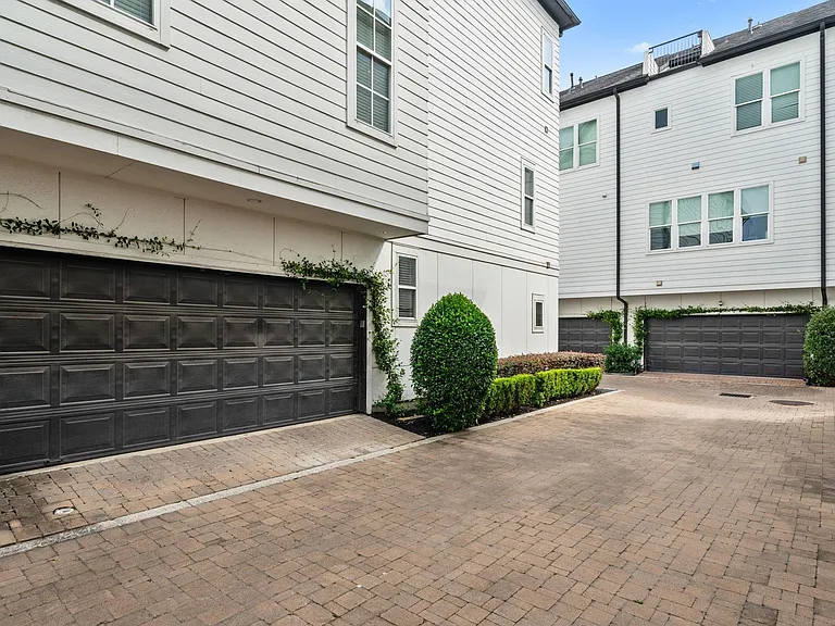 816 Ennis St — Photo 27