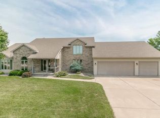 495 Huron Rd, Green Bay, WI 54311