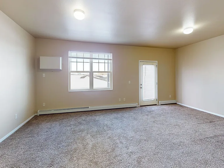 Burlington Apartments — Photo 10