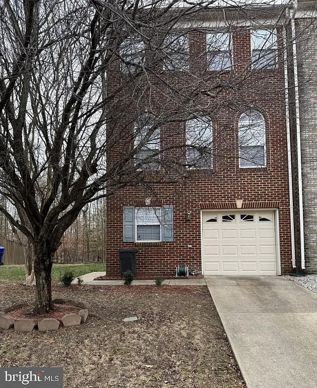 8047 Bloomsbury Pl photo 1