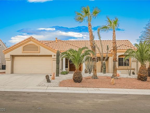5th image of 3105 Birdwood Dr