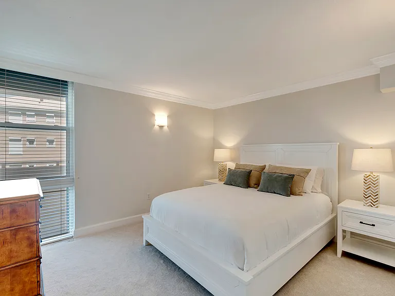 1480 Ocean Dr #2G — Photo 13