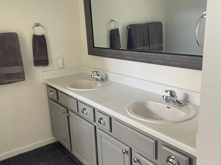 2402 Parkfront Dr #I — Photo 35